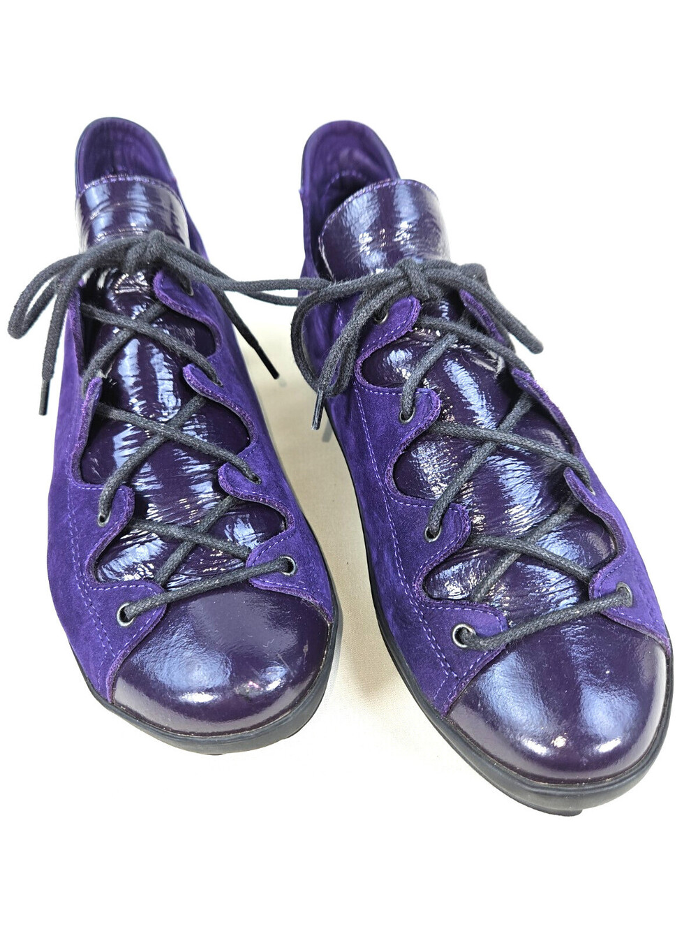 Arche casual purple sneakers/lace-up shoes size 5.5